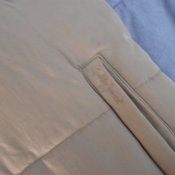 Bobby Jones Man's Large Beige Quilted Water Resistant Silk Jacket Vest - Picture 3 of 8